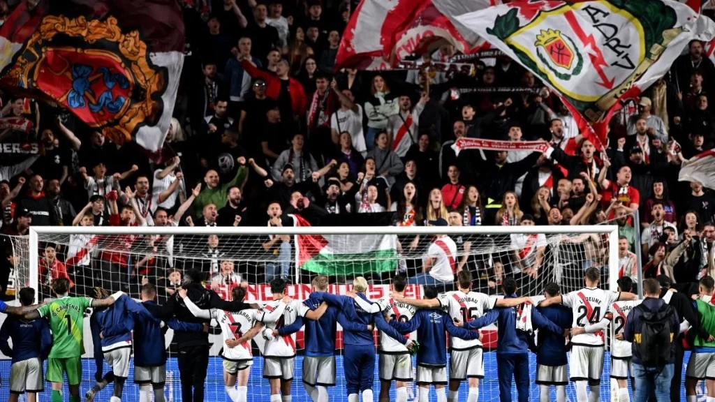 Europa llega al Rayo Vallecano mientras crece el malestar en la directiva Fuente: Europa Press