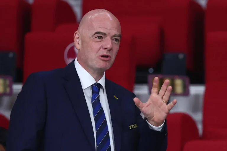La FIFA destituye a Kevin Lamour, el directivo que desafió a Gianni Infantino por su plan de vender los torneos