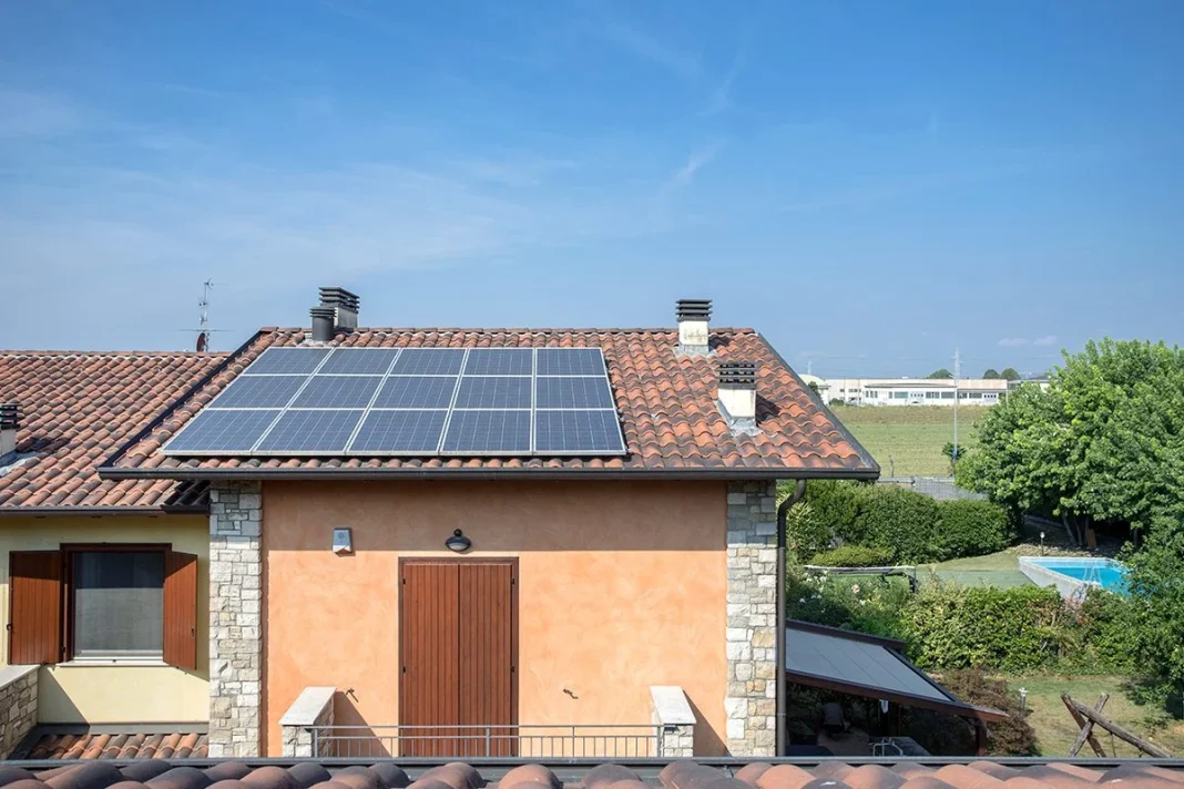 LA SAL, ALIADA PARA EL RENDIMIENTO DE LOS PANELES SOLARES