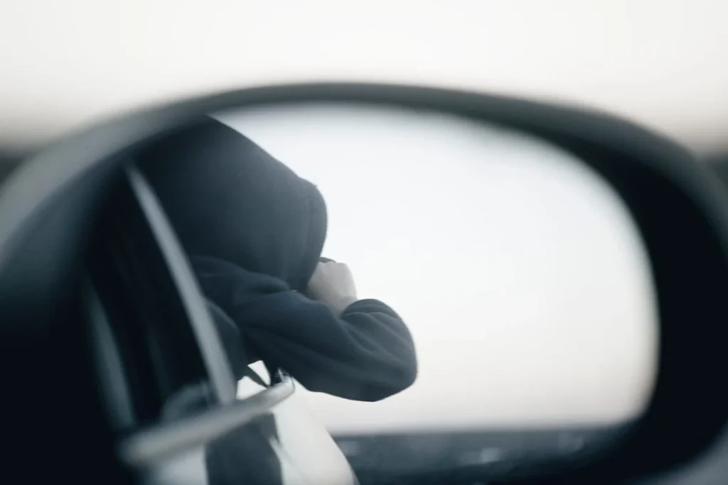 LLEGA LA ESTAFA DEL RETROVISOR