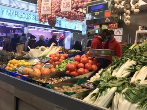 El Gobierno activa medidas de choque para el precio de la luz y la cesta de la compra por el conflicto de Oriente Medio