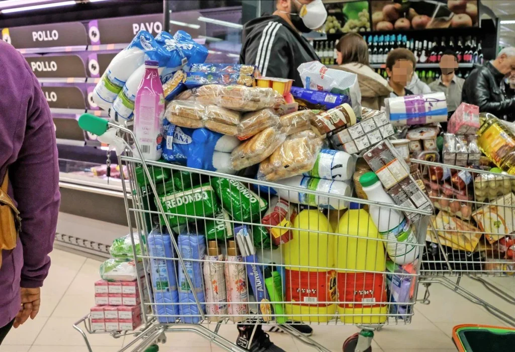 Los alimentos básicos que más han subido y cómo afectan al bolsillo de las familias
