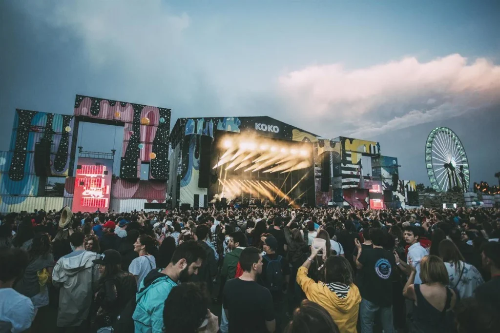 La crisis de los macrofestivales en España: ¿quién se salvará del pinchazo de la burbuja? 1 Madrid juzga el «efecto Mad Cool» y pone sobre la mesa el choque entre el ocio masivo y la convivencia vecinal