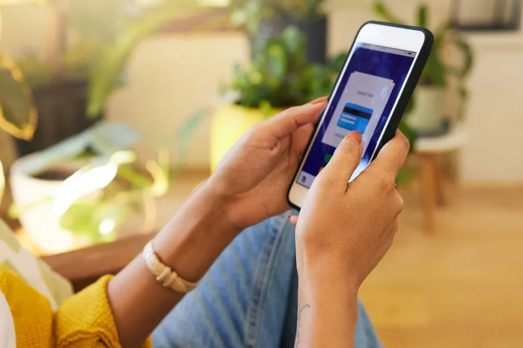 Pagos instantáneos con PayPal directamente a través de WhatsApp