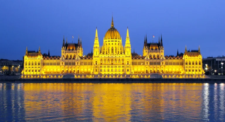 Budapest en 3 paradas y 48 hs: descubre lo mejor de la Perla del Danubio en un solo viaje, según Chat GPT