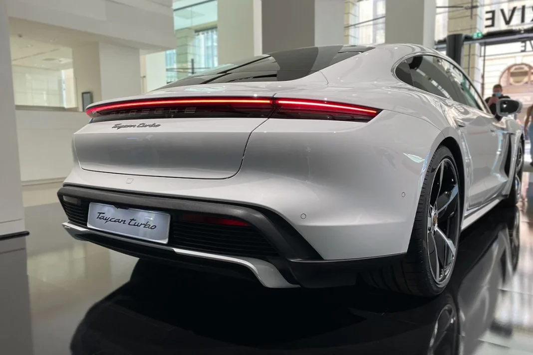 SESIONES DE CARGA DE LOS NUEVOS PORSCHE ELÉCTRICOS