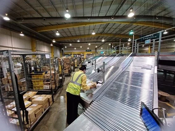 Vinted advierte que esta práctica está prohibida, pero cada vez gana más adeptos