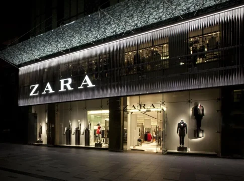 Zara, Parfois, Michael Kors y Easy Wear marcan tendencia este otoño 2025 con bolsos que despiertan el deseo de las más pijas | Fuente: Zara - Inditex Zara, Parfois, Michael Kors y Easy Wear marcan tendencia este otoño 2025 con bolsos que despiertan el deseo de las más pijas