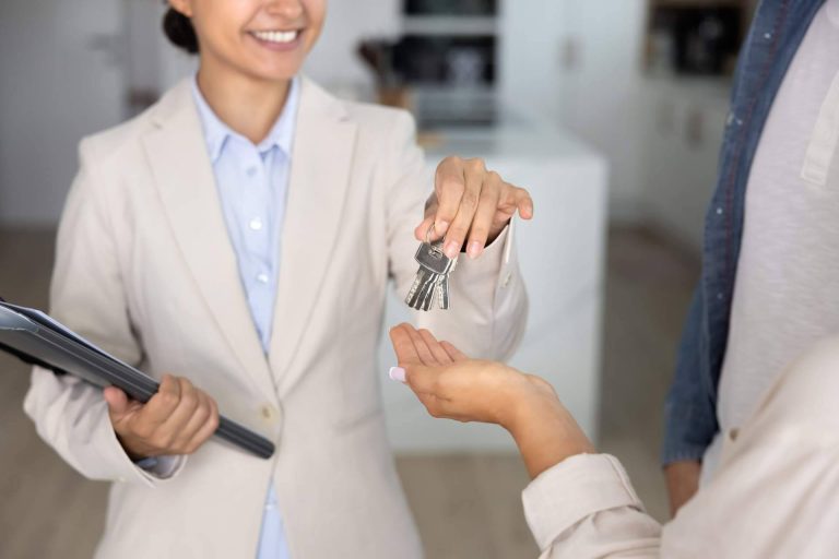 GG Real Estate Barcelona ofrece servicios inmobiliarios boutique personalizados para compradores extranjeros