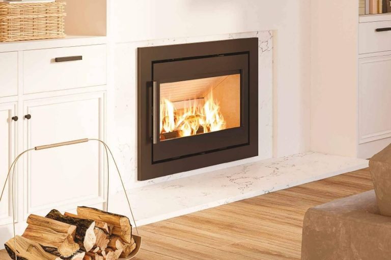 Carbel presenta nuevas marcas de estufas de leña y chimeneas de leña del Grupo Seguin para España y Portugal