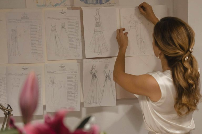 Vestidos de novia a medida en Barcelona; Aleksandra Budnik, el atelier donde moda y arte se abrazan