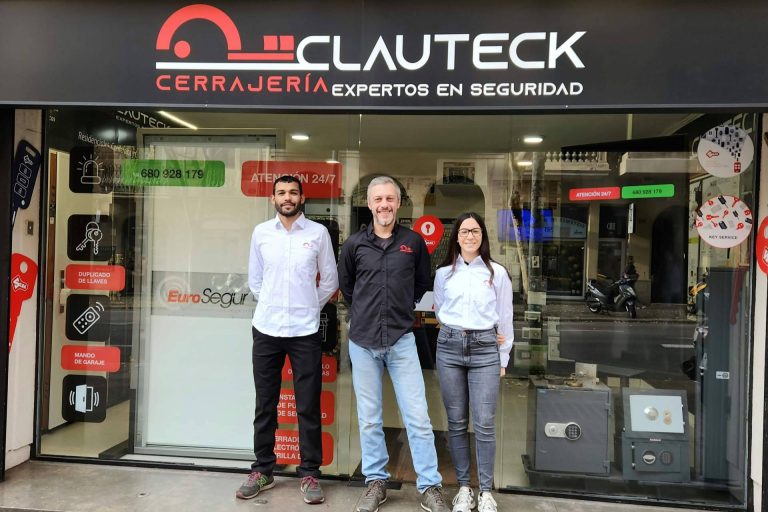 Con domótica, cerraduras inteligentes y urgencias 24h, Clauteck consolida su servicio en Barcelona