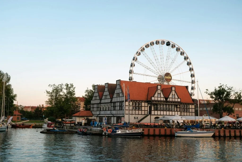 Los ciudadanos españoles no necesitan visado, basta con llevar DNI o pasaporte vigente