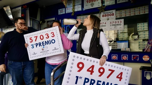 La subida de precio del décimo de Lotería de Navidad no encaja con los beneficios del año pasado en las administraciones