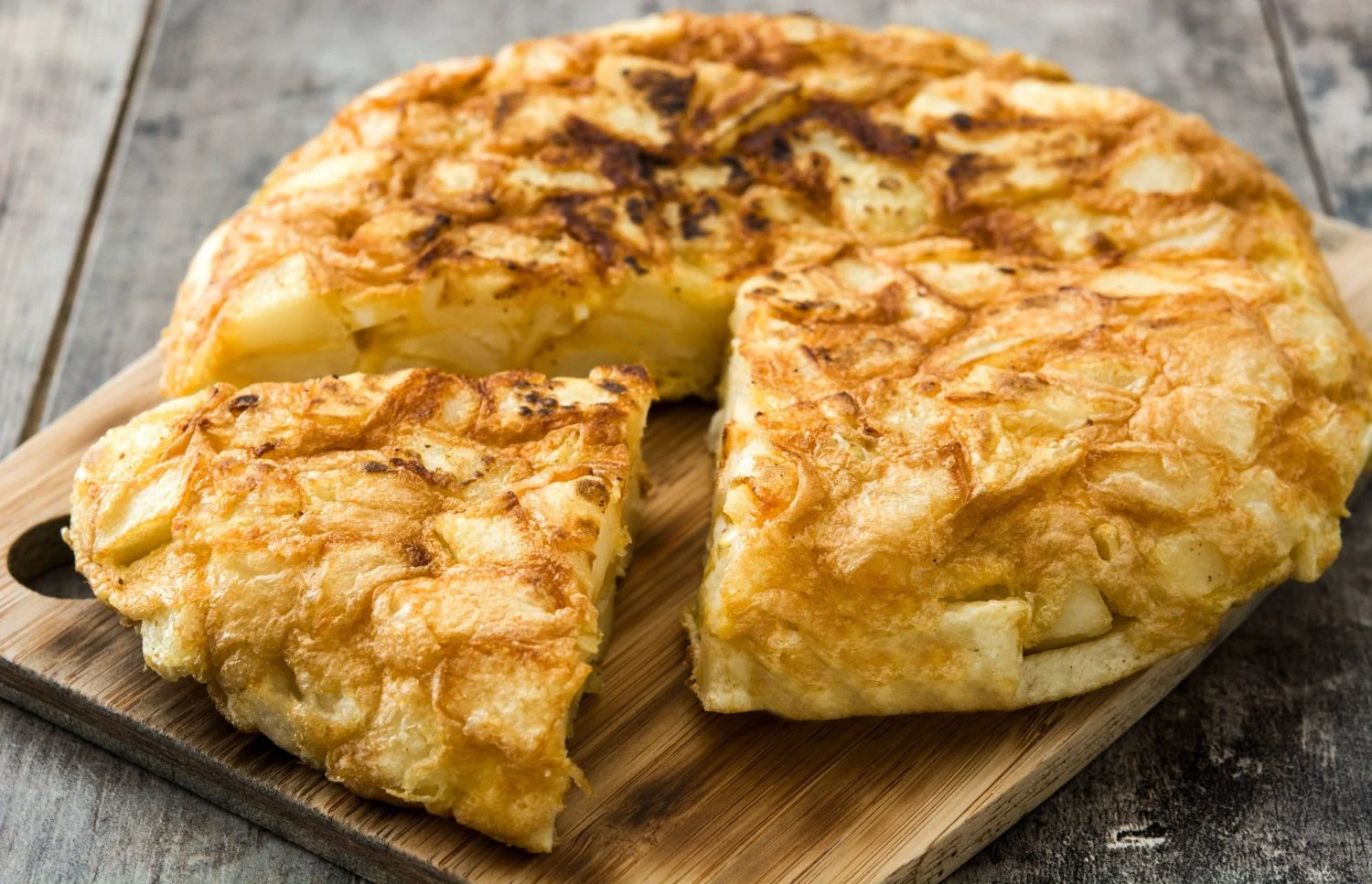 La receta 'secreta' de la tortilla de patatas: la batalla nacional entre 'concebollistas' y 'sincebollistas' tiene una explicación histórica La receta 'secreta' de la tortilla de patatas: la batalla nacional entre 'concebollistas' y 'sincebollistas' tiene una explicación histórica