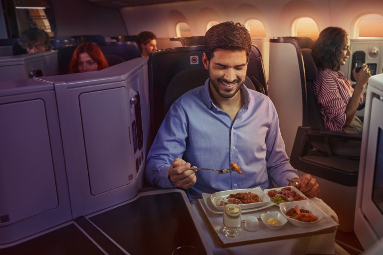 Avianca presenta en Madrid INSIGNIA, su nueva Business Class hacia Europa y fortalece su apuesta por el mercado español