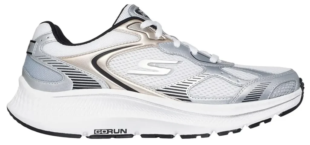 Un aciertazo para el otoño: Hazte con las zapatillas Skechers a prueba de lluvia de El Corte Inglés que combinan con todo y cuestan menos de 100 euros 2 Skechers Go Run Consistent 2.0: running con un aire retro