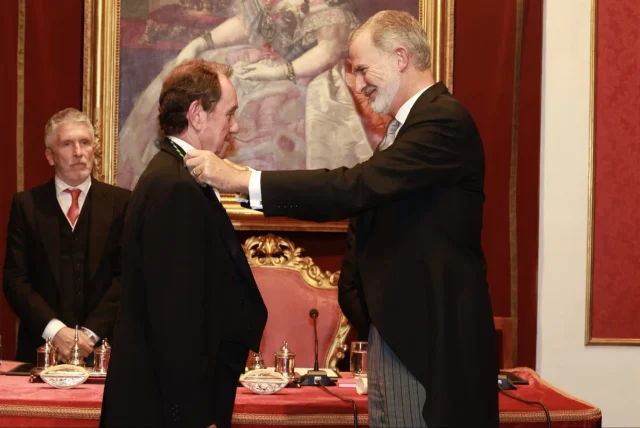 "La preferencia del varón sobre la mujer en la sucesión a la Corona": el controversial discurso del ex jefe de la Casa del Rey que ha incomodado a Felipe VI