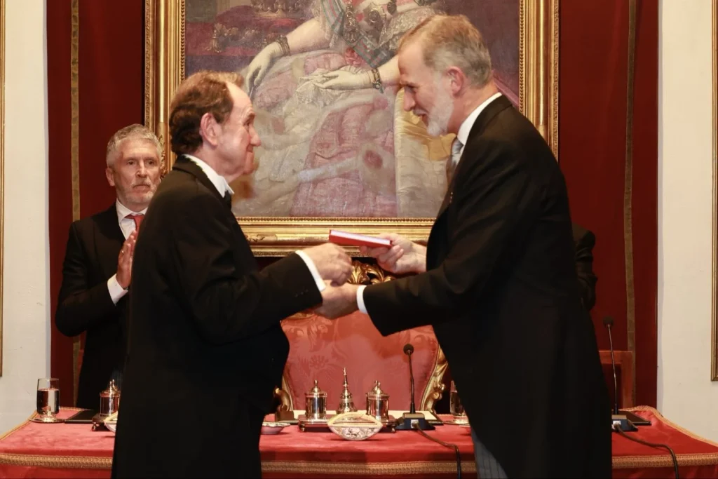 "La preferencia del varón sobre la mujer en la sucesión a la Corona": el controvertido discurso del exjefe de la Casa Real que ha incomodado a Felipe VI 2 Uno de los puntos más delicados que tocó Alfonsín fue la sucesión al trono