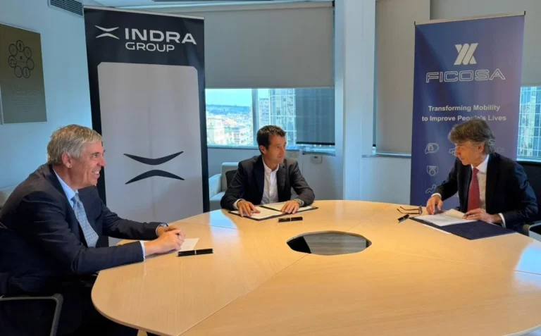 Indra refuerza su posición en Cataluña con acuerdos con Ficosa y Sirt