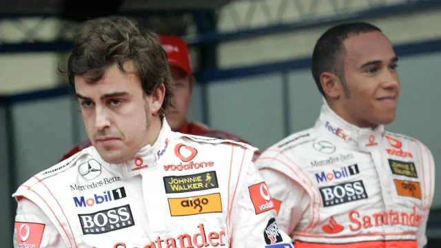Antonio Lobato relata el aislamiento de Fernando Alonso en McLaren durante 2007