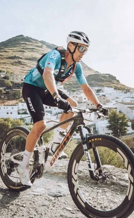 Entrevista a Luis León Sánchez Gil (ciclista): “En una carrera de resistencia, tener todos los datos a mano y saber cómo responde tu cuerpo marca la diferencia entre rendir bien y llegar al límite” 4 Ciclista Luis Leon Sanchez