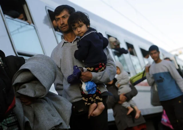 Cuando moverse es un lujo: la DGT alerta de la “pobreza en el transporte” en miles de familias