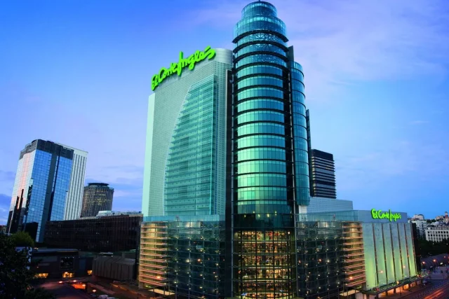 El Corte Inglés nos da cátedra de elegancia y sofisticación con estos perfumes en tendencia que redefinen la temporada