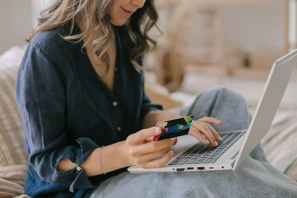 El nuevo asistente de IA de Microsoft promete transformar por completo la experiencia de compra online 3 El asistente inteligente de Microsoft impulsa la evolución del comercio electrónico