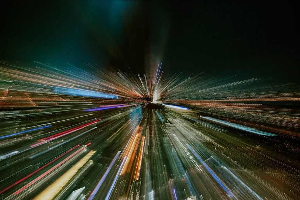 Un objeto alcanza el 99% de la velocidad de la luz y desafía los límites de la física 1 El descubrimiento de un objeto acelerado a la velocidad de la luz revoluciona la investigación científica