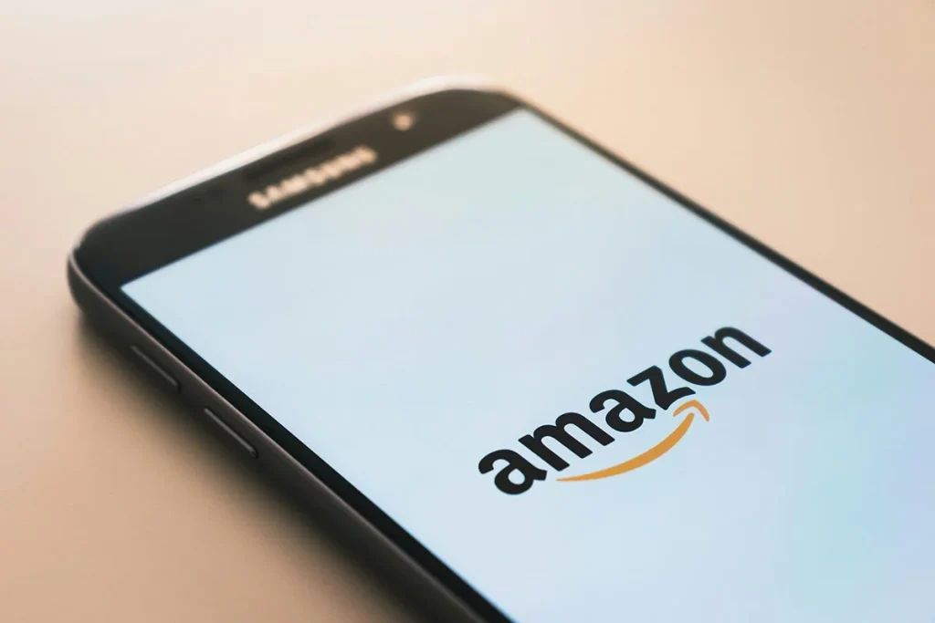 Amazon te informa por WhatsApp: activa las notificaciones y no pierdas ningún pedido 4 Gestión fácil de compras con notificaciones de Amazon vía WhatsApp