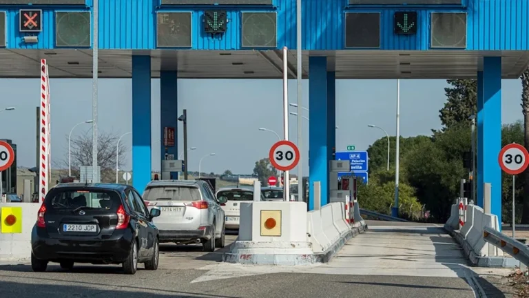 El Gobierno sigue el 'sistema Londres' y permite a los ayuntamientos cobrar peajes por entrar en las ciudades