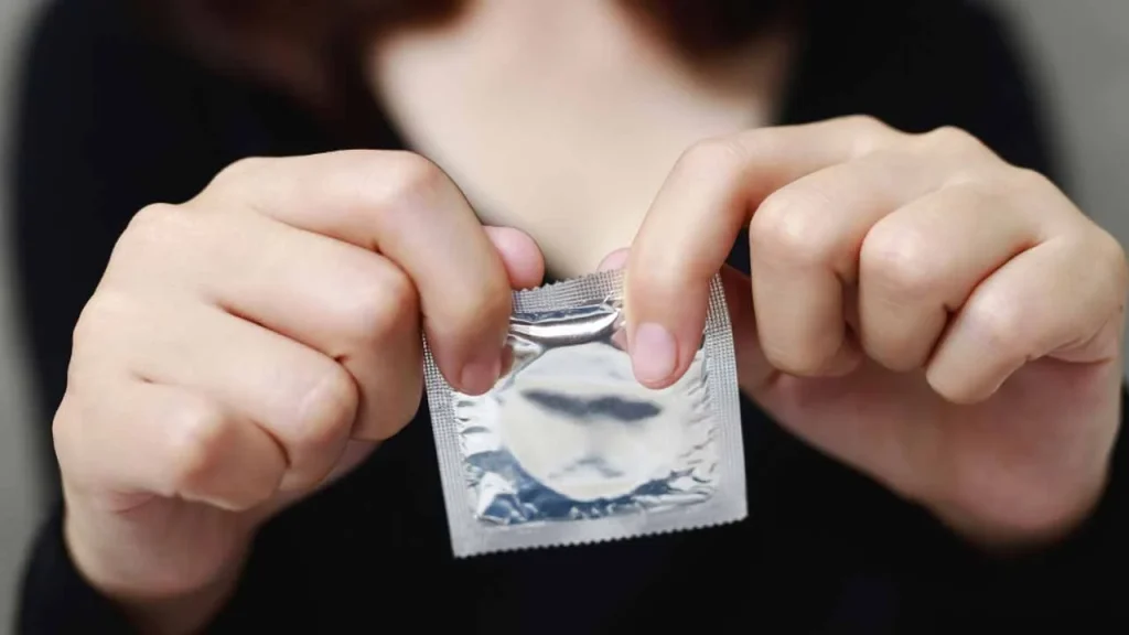 La otra pandemia: miles de jóvenes conviven con infecciones sexuales sin síntomas ni diagnóstico 1 Jóvenes y sexo sin miedo… pero también sin protección