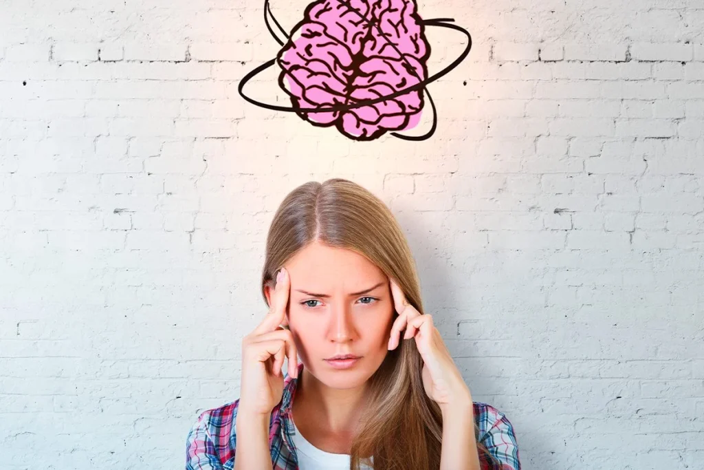La ciencia resuelve el misterio: razones por las que tu cerebro olvida datos clave y recuerda lo trivial 4 La ciencia estudia por qué el cerebro olvida datos importantes y recuerda detalles triviales