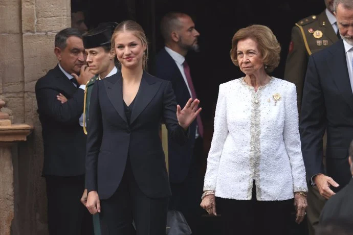 Una psicóloga desvela las razones ocultas detrás de la "crisis emocional" que estaría alterando los nervios de la princesa Leonor 2 La presión del escrutinio público generaría la “crisis emocional” de la princesa Leonor