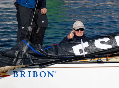 “Me están robando mi historia” Tratos con dictadores, acoso y lavado de dinero serían algunas de las polémicas que se reavivan con la publicación de 'Reconciliación' | Fuente: Europa Press “Me están robando mi historia”: Tratos con dictadores, acoso y lavado de dinero serían algunas de las polémicas que se reavivan con la publicación de 'Reconciliación'