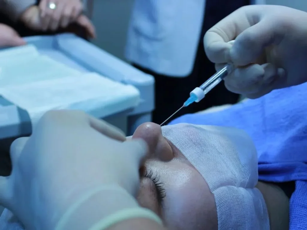 El ácido hialurónico se convierte en la batalla silenciosa entre médicos, dentistas y enfermeras por un negocio millonario 2 Médicos y dentistas: ¿competencia exclusiva o miedo a perder negocio?
