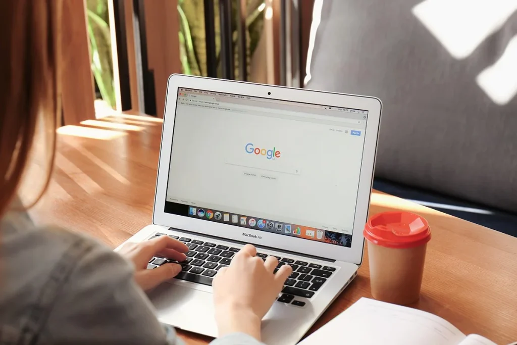 Navegación web optimizada con la nueva restauración de pestañas en Google Chrome