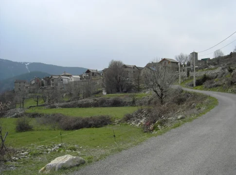 Solo en noviembre puedes disfrutar en este pequeño pueblo de Huesca, a 1.200 metros, las mejores vistas del Pirineo Solo en noviembre puedes disfrutar en este pequeño pueblo de Huesca, a 1.200 metros, las mejores vistas del Pirineo