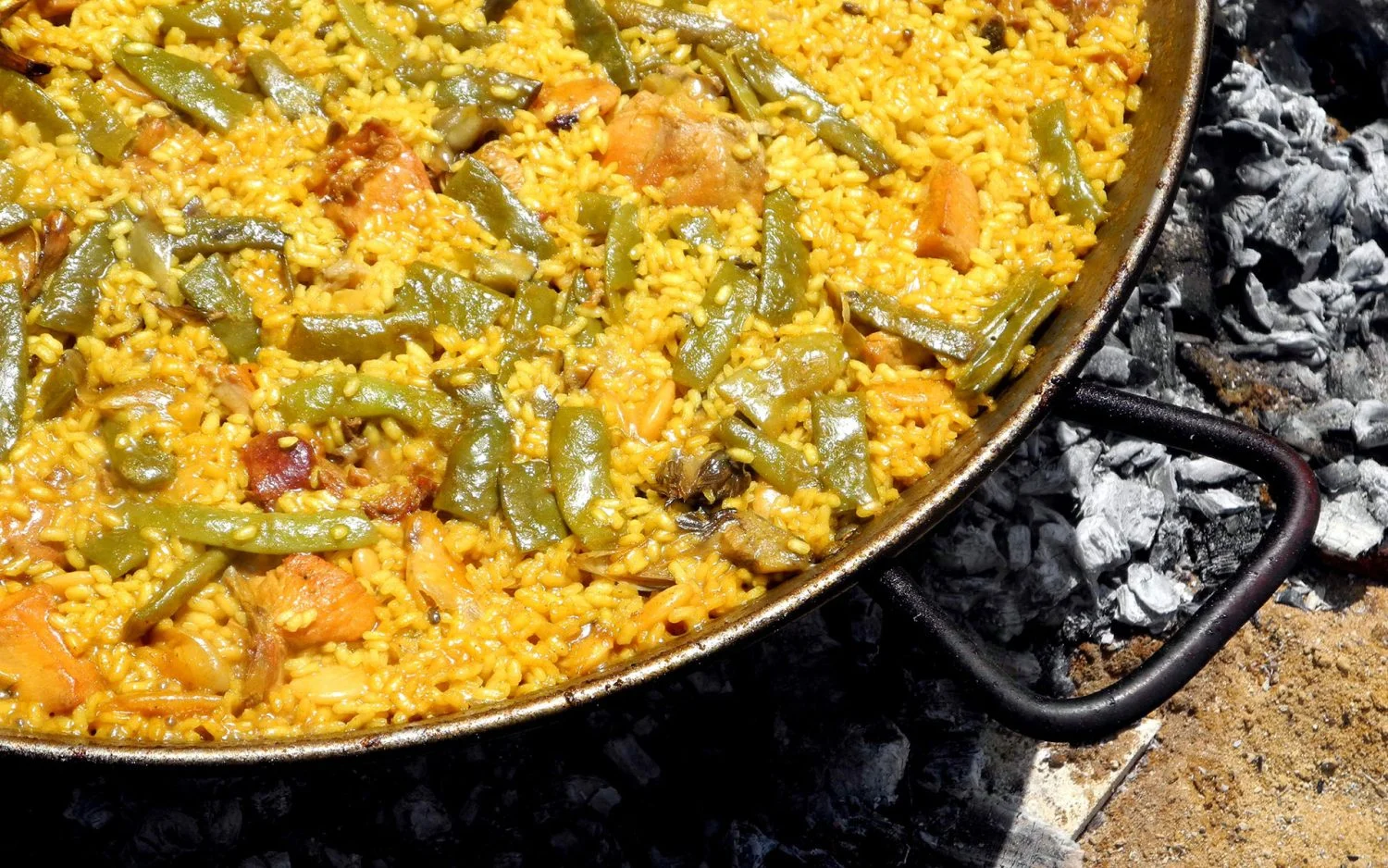 No hay atajos para el sabor auténtico; la cocina a fuego lento es la que deja una huella imborrable.
