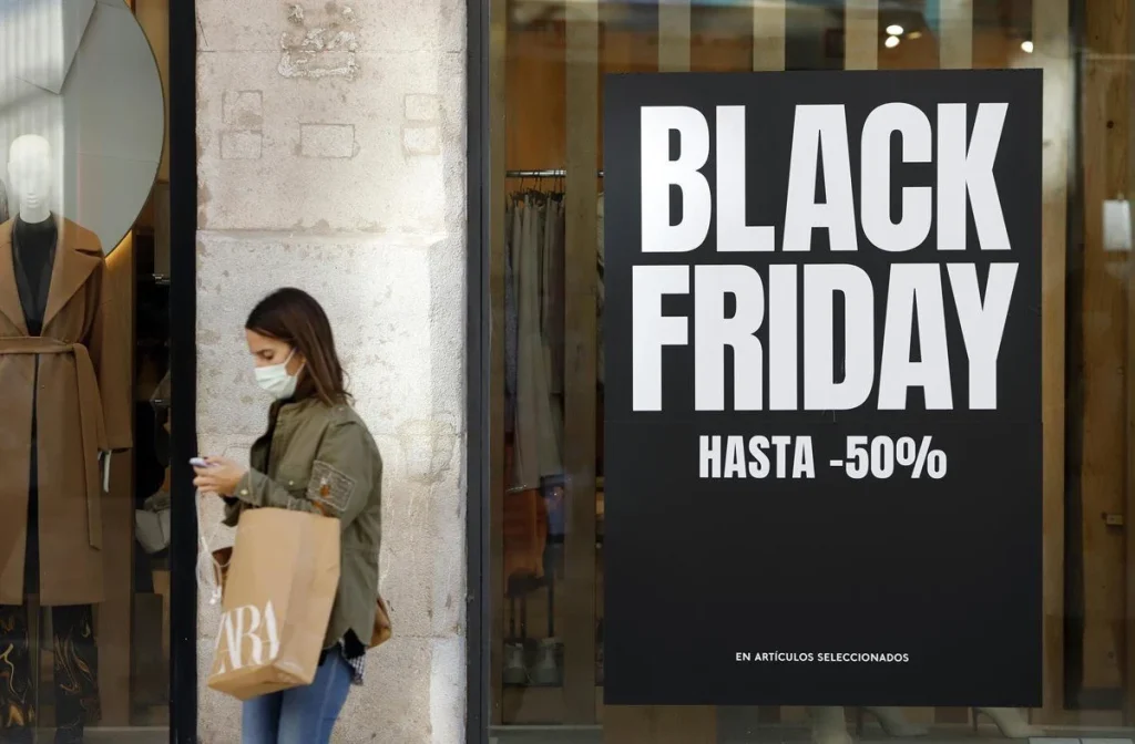 Black Friday y la locura de las compras online: cuánto gastará el español de media y qué categorías arrasan 2 Pagos móviles y nuevas formas de financiar tus compras