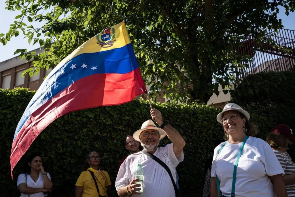 Los venezolanos huyen a España por la crisis y el veto: los vuelos a Madrid no tienen plazas hasta 2026 2 Trump, el veto y el nuevo “sueño europeo”