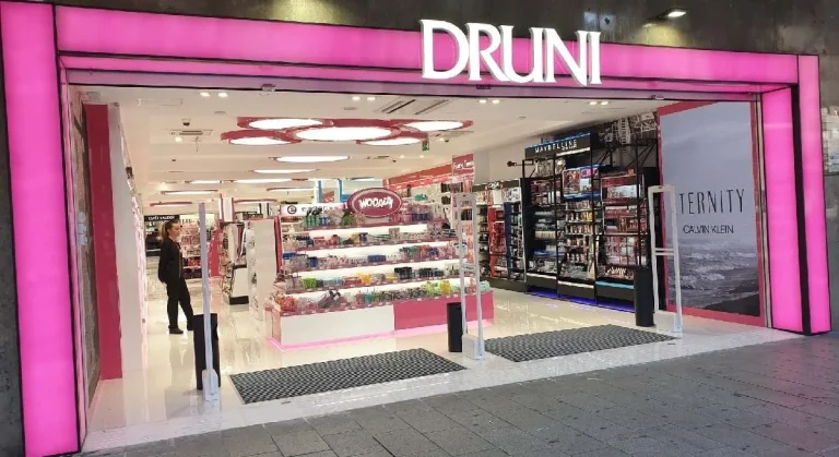 Un perfume español está generando una auténtica fiebre entre madres e hijas en las tiendas Druni gracias a su 53% de descuento