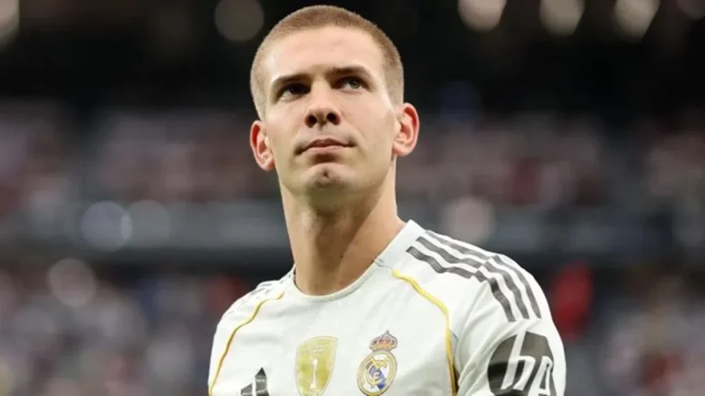 Franco Mastantuono se llena de dudas en el Real Madrid 1 Franco Mastantuono se llena de dudas en el Real Madrid Fuente: Agencias