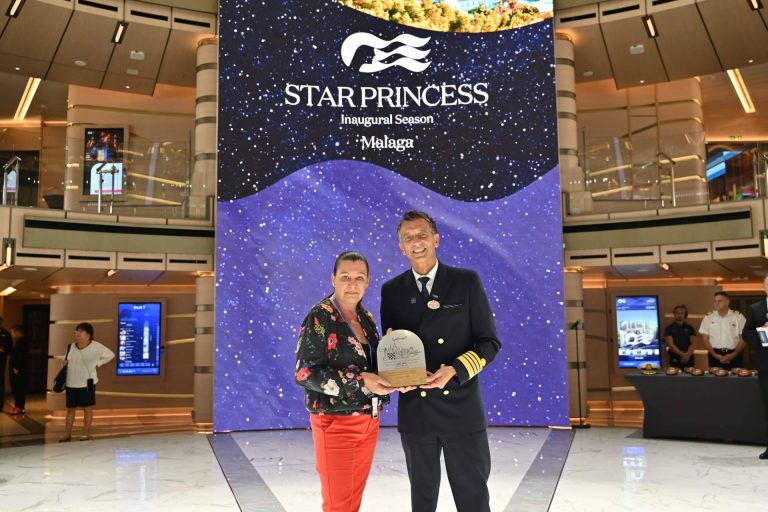 Mundomar Cruceros celebra la llegada inaugural del Star Princess a Málaga