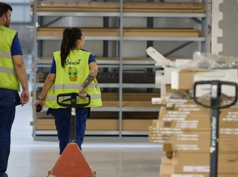 jovenes generacion z trabajar ikea Un informe desvela dónde quiere trabajar la Generación Z: Mercadona e Ikea, entre las cadenas favoritas Fuente: Europa Press