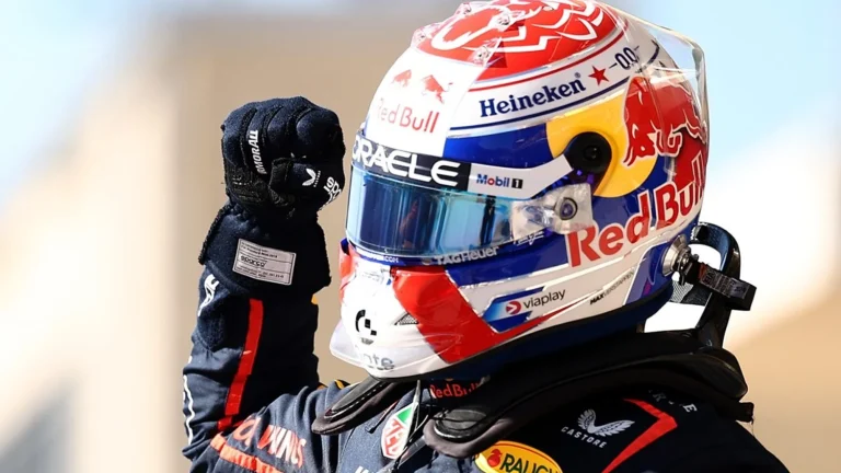 Verstappen reta a 100 karts en Silverstone: sale último y tiene 30 vueltas para adelantarles a todos