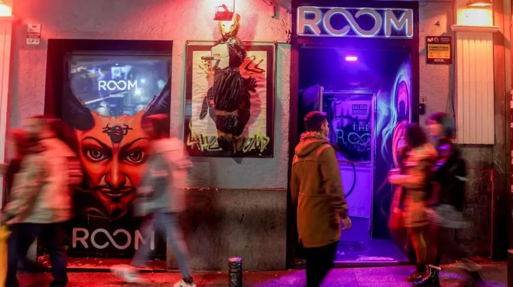 La tapadera de Halloween en España: el negocio del miedo ampara al 90 % del ocio nocturno 1 Un local de Madrid durante la noche de Halloween
