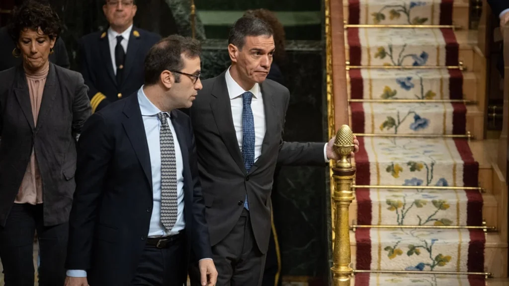 El Gobierno de Pedro Sánchez se queda solo por la nueva cuota de autónomos 1 El Gobierno de Pedro Sánchez se queda solo por la nueva cuota de autónomos Fuente: Europa Press
