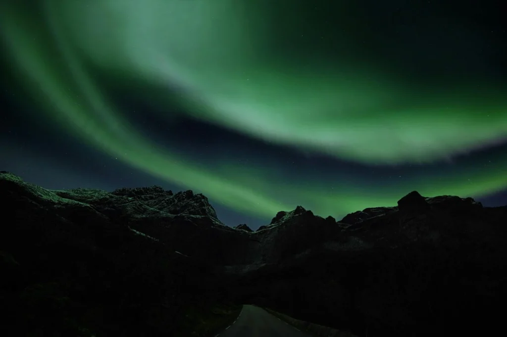 Este es el mapa completo de España para disfrutar de las auroras boreales: hay una ciudad del norte y ubicaciones en Cádiz y Extremadura donde se verá perfecto 3 El precedente de mayo